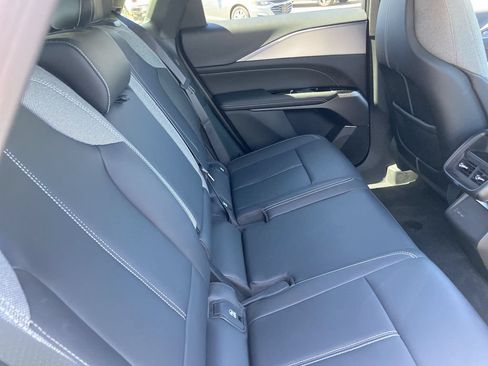 Used 2024 Cadillac Lyriq Tech RWD image 23