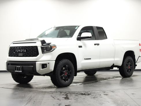 Used 2019 Toyota Tundra SR5 AWD/4WD image 8