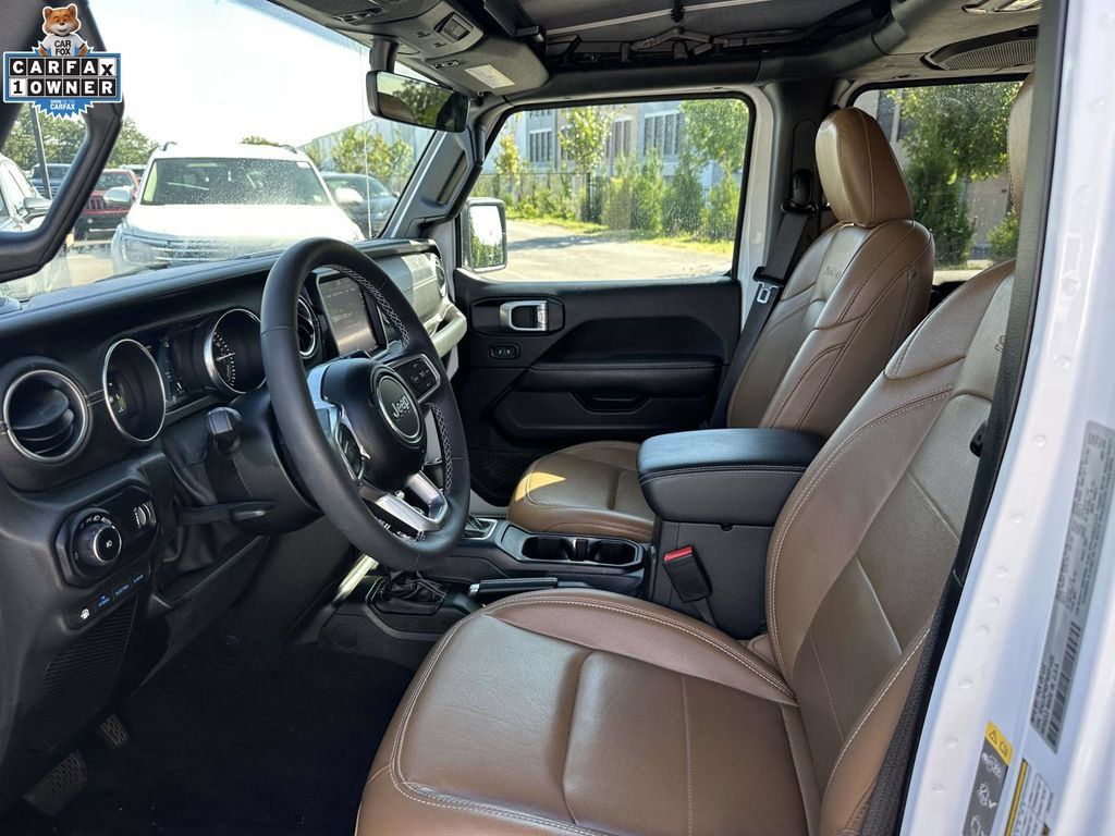 Used 2023 Jeep Wrangler Unlimited Sahara w/ Cold Weather Group AWD/4WD image 14