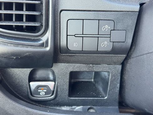 Used 2025 RAM ProMaster 2500 w/ Convenience Group FWD image 30