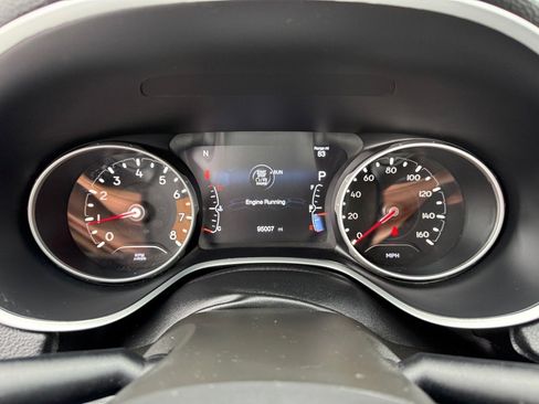 Used 2020 Jeep Compass Limited FWD image 30