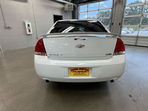 Used 2012 Chevrolet Impala LT FWD image 4