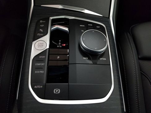 New 2026 BMW 330i Sedan w/ Premium Package image 16