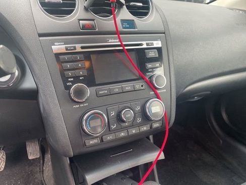 Used 2011 Nissan Altima 2.5 S w/ 2.5S Premium Pkg image 17