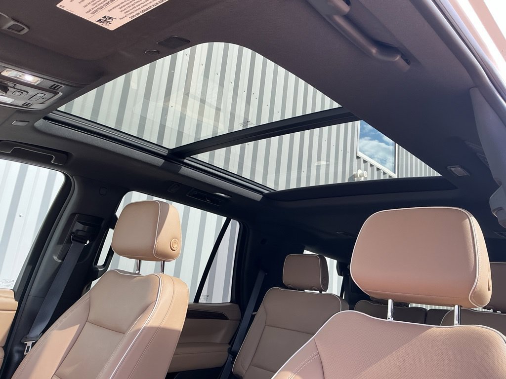 Used 2021 Chevrolet Tahoe Premier AWD/4WD image 11