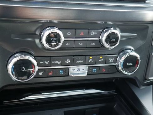 New 2026 Ford F350 Lariat w/ Chrome Package AWD/4WD image 22
