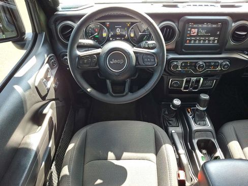 Used 2023 Jeep Wrangler Unlimited w/ Cold Weather Group AWD/4WD image 11