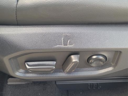 Used 2022 Toyota Tundra Limited image 15