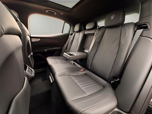 New 2025 Maserati Grecale Modena image 16