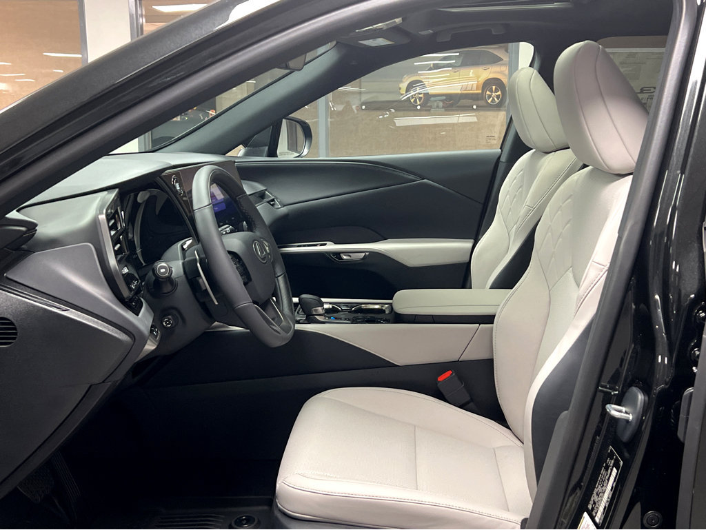 New 2026 Lexus RX 350 F Sport AWD/4WD image 9