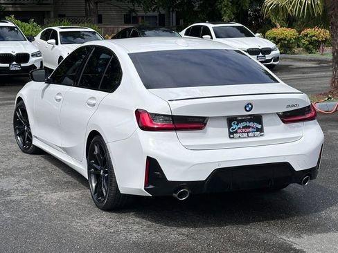 Used 2023 BMW 330i Sedan w/ M Sport Package RWD image 5