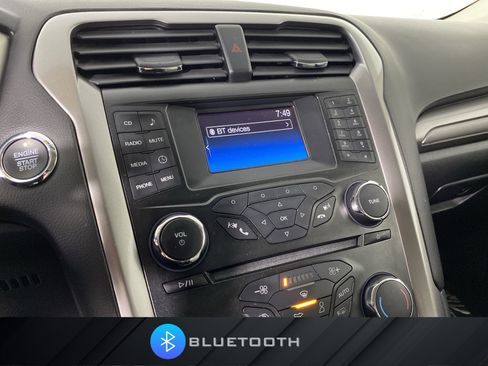Used 2018 Ford Fusion S FWD image 4