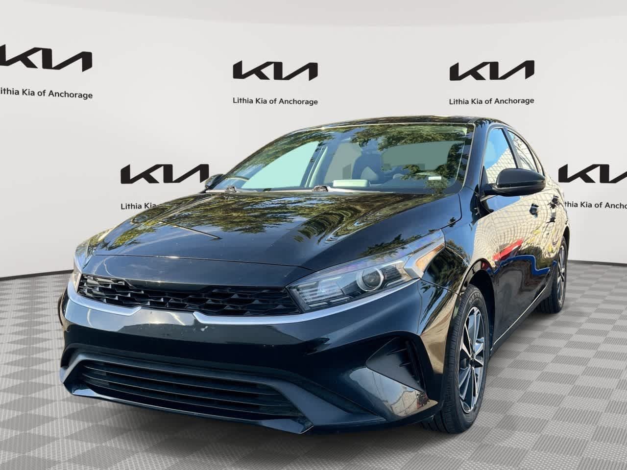 Certified 2023 Kia Forte LXS FWD image 1