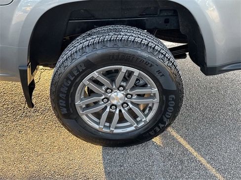 Used 2023 Chevrolet Colorado LT w/ LT Convenience Package image 38