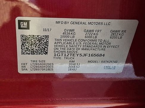 Used 2018 GMC Sierra 2500 SLT w/ Duramax Plus Package AWD/4WD image 29
