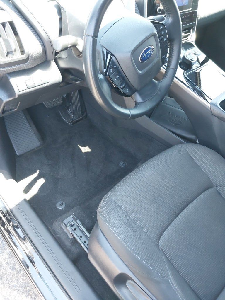 Used 2023 Subaru Solterra AWD image 6