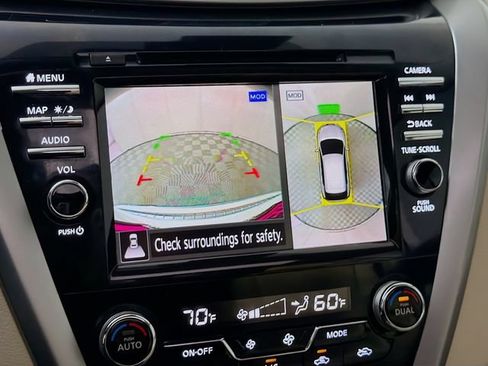 Used 2022 Nissan Murano Platinum w/ Cargo Package FWD image 17