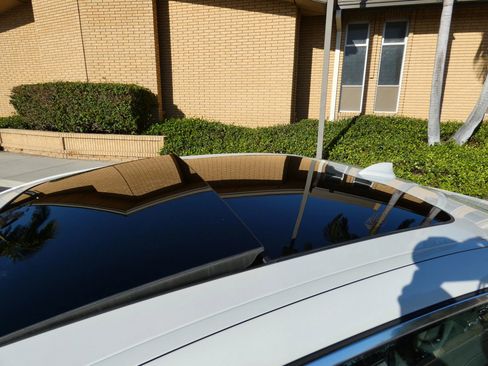 Used 2022 BMW 745e xDrive image 19