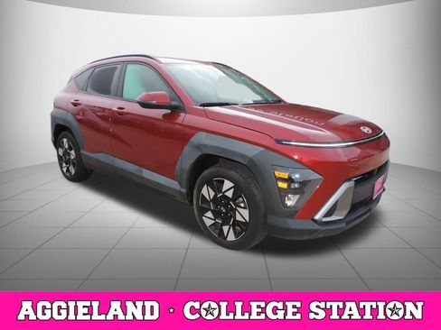 Used 2024 Hyundai Kona SEL FWD image 3