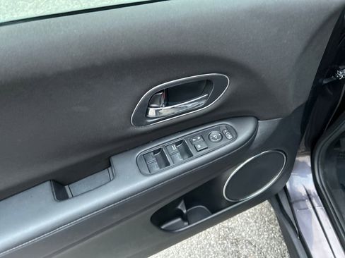 Used 2016 Honda HR-V EX image 14