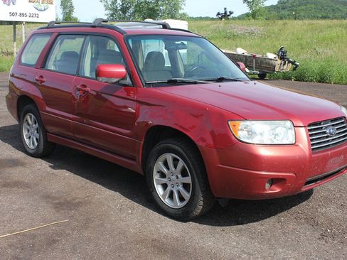 Used 2008 Subaru Forester 2.5X AWD/4WD image 2