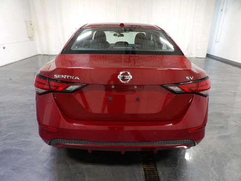 Used 2020 Nissan Sentra SV FWD image 5