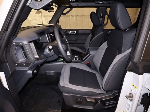 New 2026 Ford Bronco 4-Door image 11