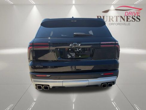 Certified 2025 Chevrolet Traverse Z71 w/ Enhanced Driving Package AWD/4WD image 7
