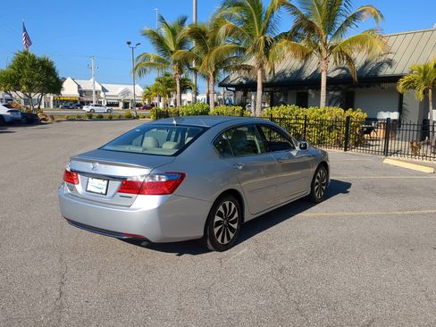 Used 2014 Honda Accord EX-L image 6