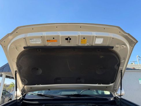 Used 2010 Lexus GX 460 image 11