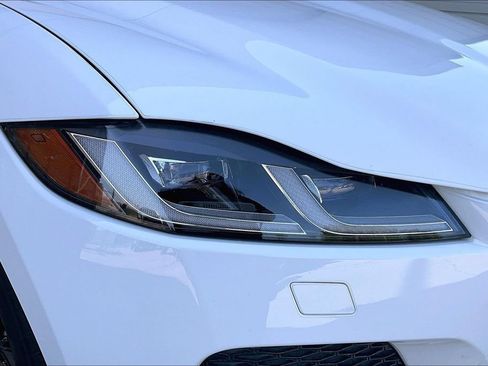 Used 2023 Jaguar F-PACE S AWD/4WD image 39