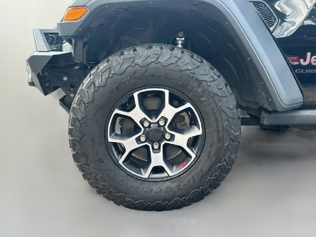 Used 2021 Jeep Gladiator Rubicon w/ Cold Weather Group AWD/4WD image 29