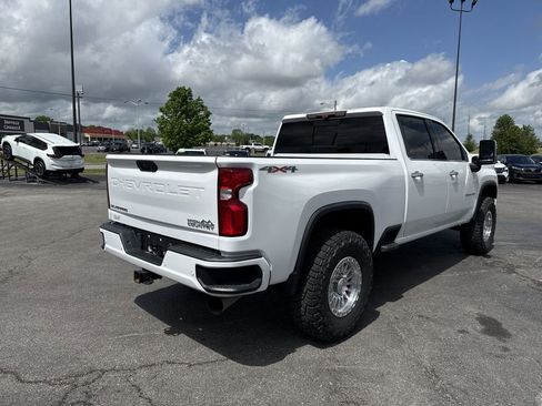 Used 2020 Chevrolet Silverado 2500 High Country AWD/4WD image 13