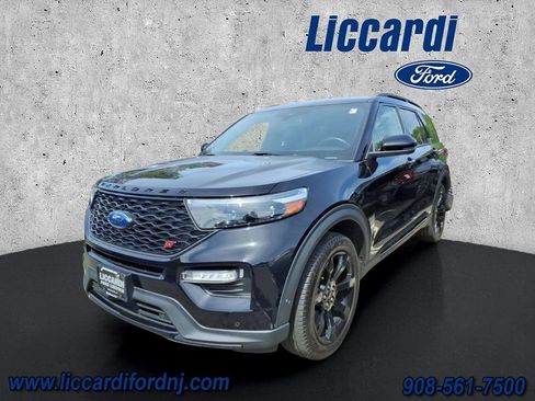 Used 2022 Ford Explorer ST w/ Equipment Group 401A AWD/4WD image 2