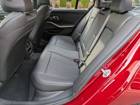 New 2026 BMW 330i xDrive Sedan w/ M Sport Package image 30