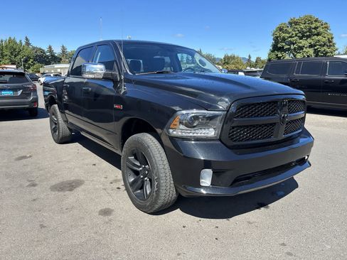 Used 2018 RAM 1500 Sport w/ Convenience Group AWD/4WD image 6