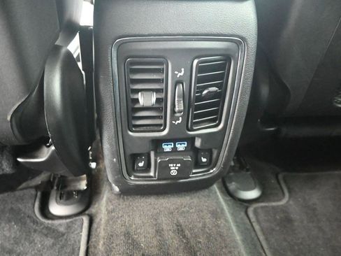 Used 2015 Jeep Grand Cherokee Overland w/ Advanced Technology Group image 18