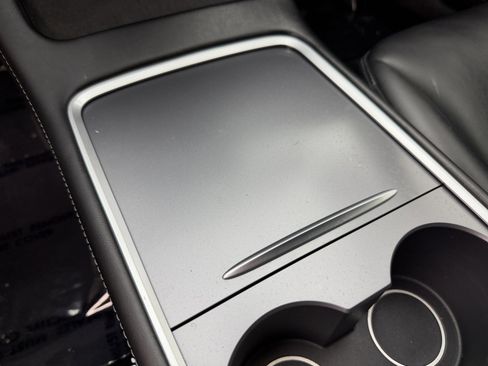 Used 2023 Tesla Model 3 Standard Range image 79