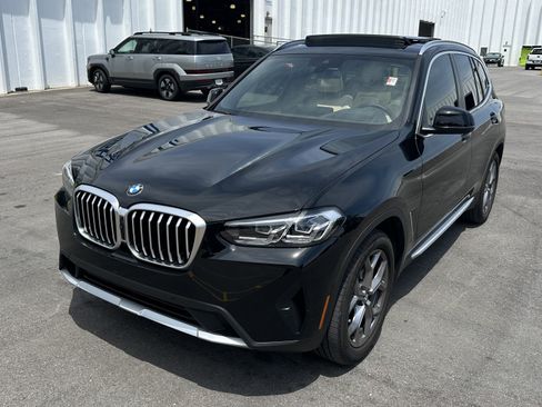Certified 2024 BMW X3 xDrive30i w/ Premium Package AWD/4WD image 5