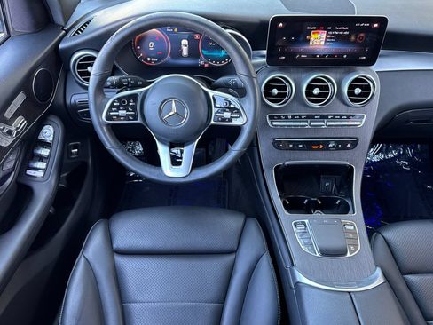 Used 2020 Mercedes-Benz GLC 300 4MATIC image 14