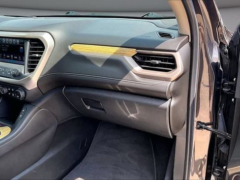 Used 2018 GMC Acadia Denali FWD image 27