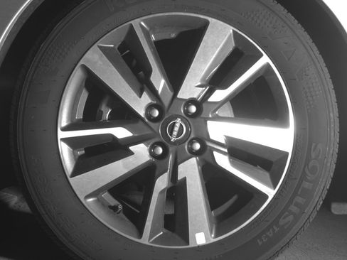 Used 2025 Nissan Versa SV FWD image 12