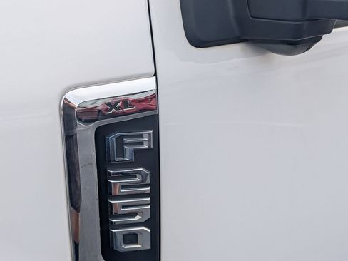 Used 2018 Ford F250 XL w/ Power Equipment Group image 22