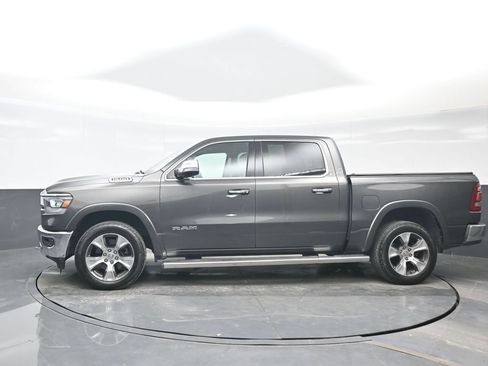 Used 2019 RAM 1500 Laramie AWD/4WD image 3
