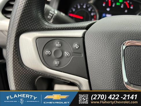 Used 2023 GMC Acadia SLE w/ Driver Convenience Package FWD image 25