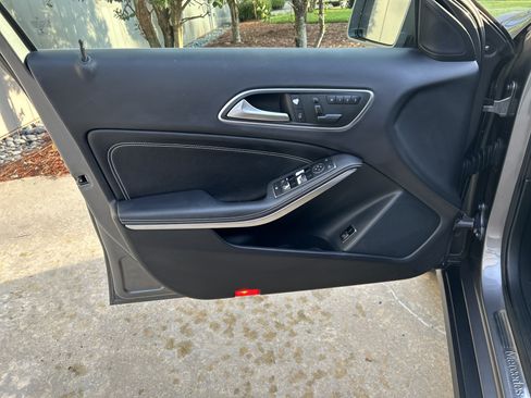 Used 2016 Mercedes-Benz GLA 250 image 15