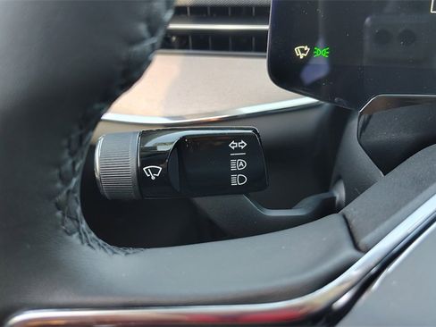 New 2025 Volvo EX90 Ultra image 18