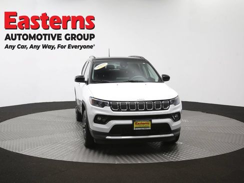 Used 2022 Jeep Compass Limited w/ Sun and Sound Group AWD/4WD image 51