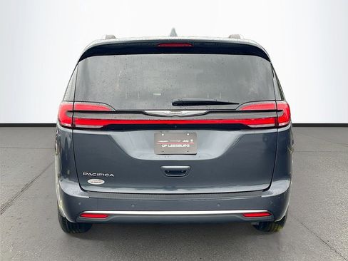 Certified 2021 Chrysler Pacifica Touring-L w/ Uconnect Theater Family Group FWD image 6