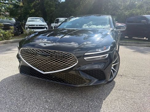 Used 2023 Genesis G70 3.3T RWD image 3